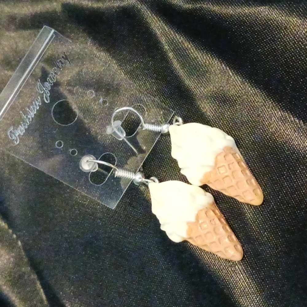 Vanilla - Picture 3 of 6